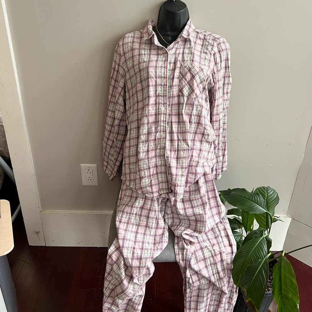 Size - Medium -M  Pajama Set  Soft Cotton  Pink, Black, & Wh